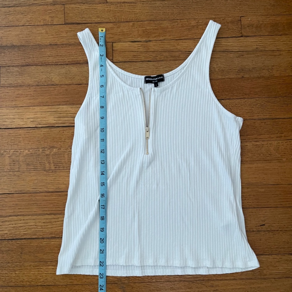 Generation Love Amanda White Tank with Gold Zipper Sz Large - Picture 5 of 8
